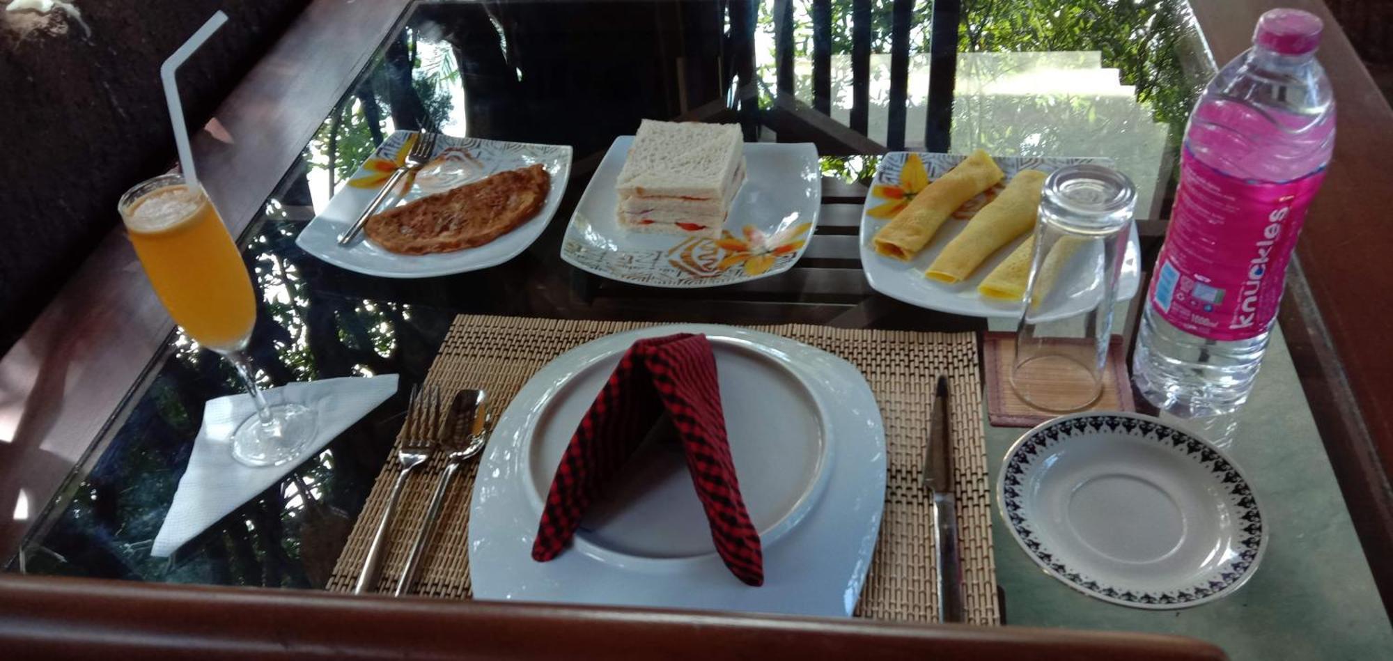 Induwara Safari Resort Udawalawe Bagian luar foto
