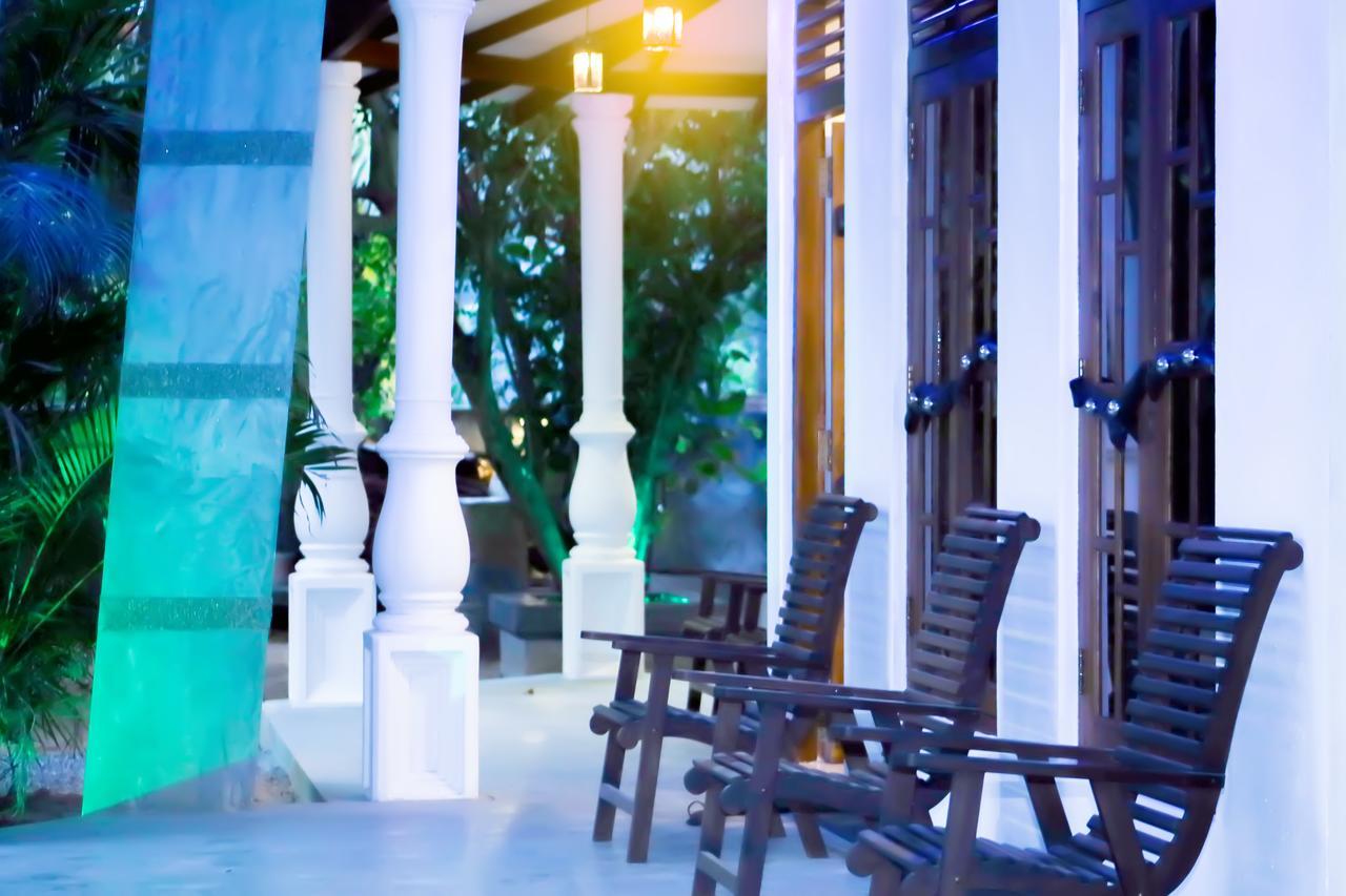 Induwara Safari Resort Udawalawe Bagian luar foto