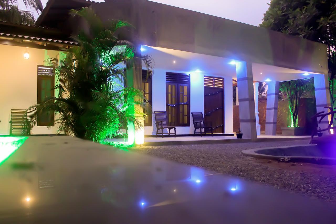 Induwara Safari Resort Udawalawe Bagian luar foto