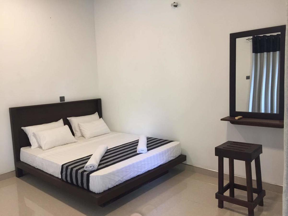 Induwara Safari Resort Udawalawe Bagian luar foto